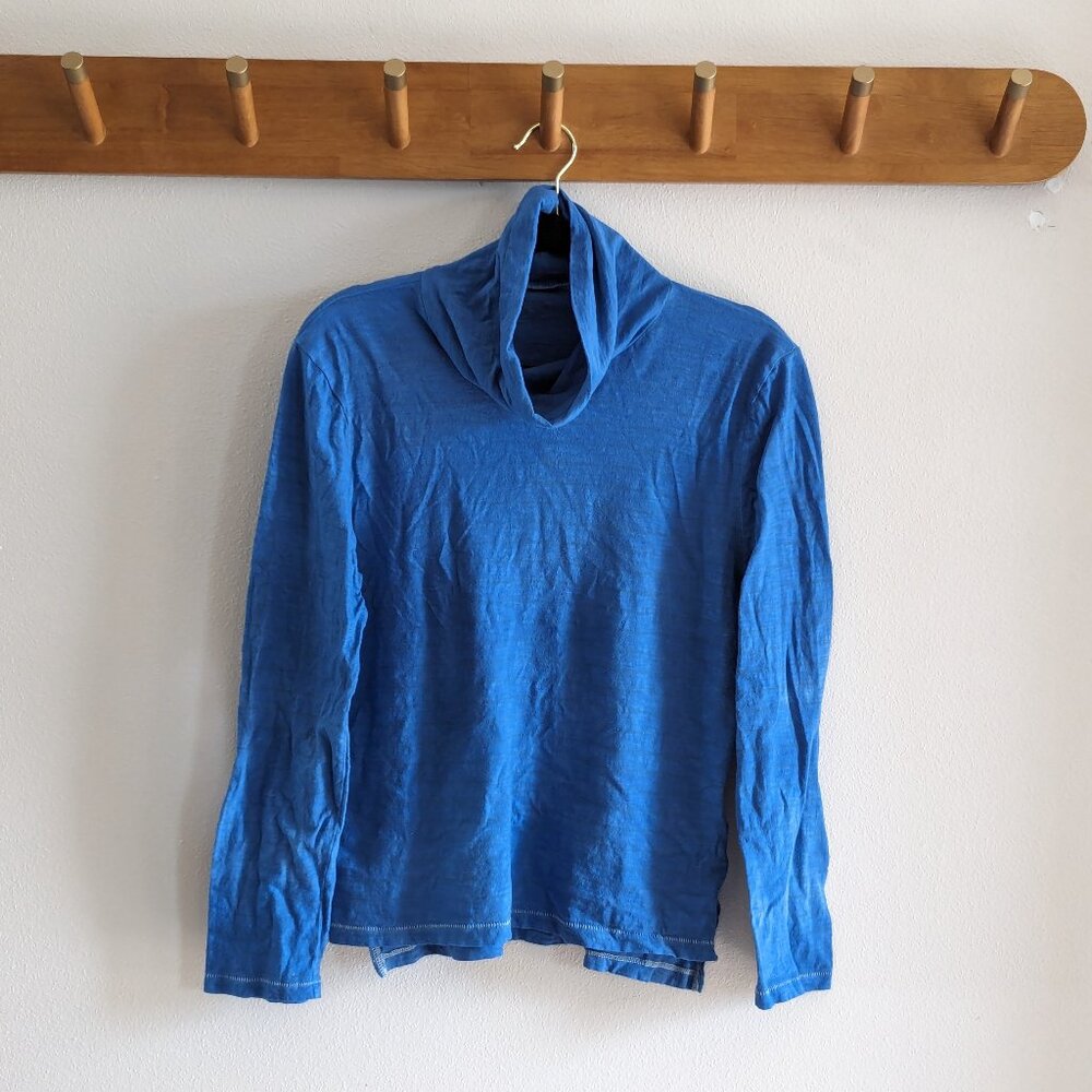 Blue dyed Madewell striped turtleneck